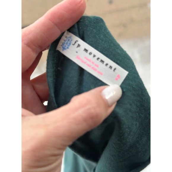 Free People Movement No Sweat Cross Back Crew Neck Tank Top Locust Green Size S - Picture 8 of 9
